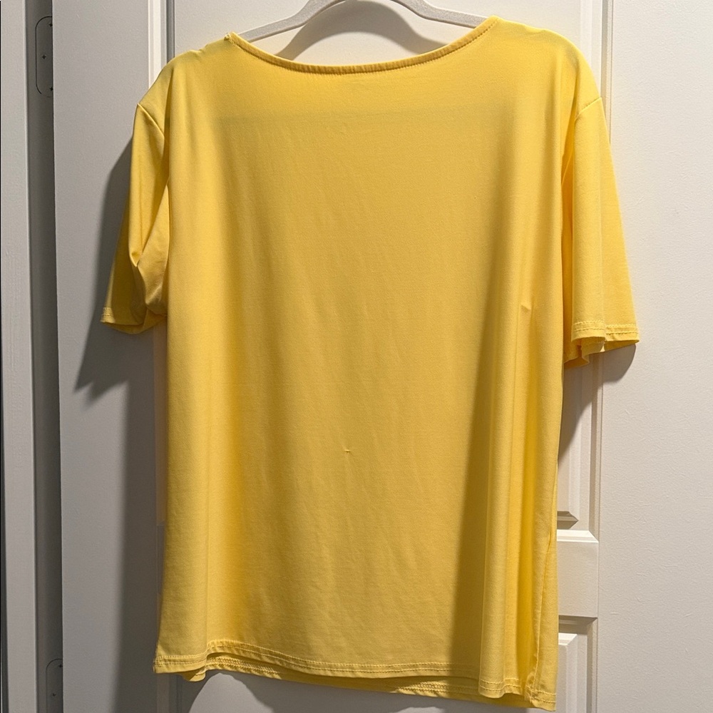 Snowflake Yellow Short Sleeve Tee